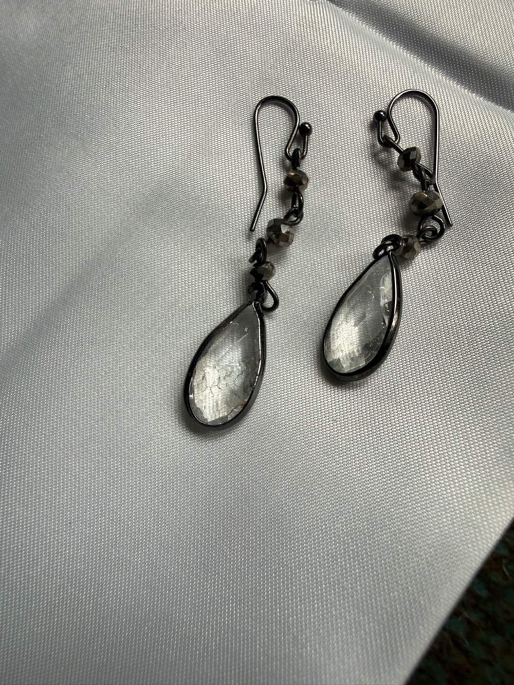 Delicate Teardrop Crystal Drop Earrings - Black Metal